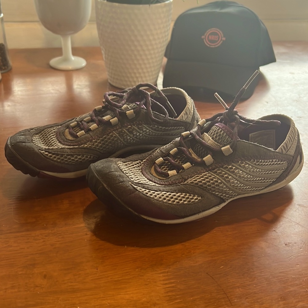 Merrell Vibram light hiker shoes